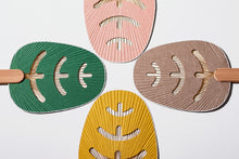 將圖片載入圖庫檢視器 森林團扇