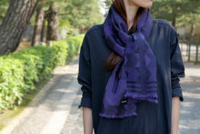 Load image into Gallery viewer, Karami-Ori Geometric Stole