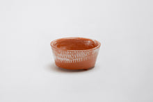 Load image into Gallery viewer, Daigo Kiln &lt;AKA to KURO&gt; BOWL
