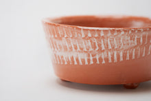 Load image into Gallery viewer, Daigo Kiln &lt;AKA to KURO&gt; BOWL
