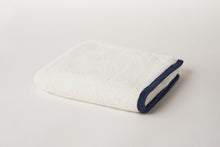 Load image into Gallery viewer, Harmonious Living with Water: Towels from the Senshu Region Ueno Towels - Angel Series Bath Towel
