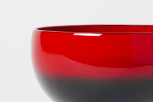 Load image into Gallery viewer, 〈Wajima Lacquerware〉 Bowl with Gradient Lacquer Finish
