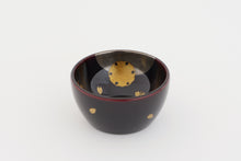 Load image into Gallery viewer, 〈Wajima Lacquerware〉Guinomi Sake Cup Sou-Tame
